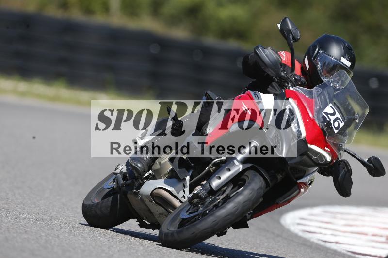 /Archiv-2025/48 25.08.2025 Cornu Master School ADR/blau-bleu/26